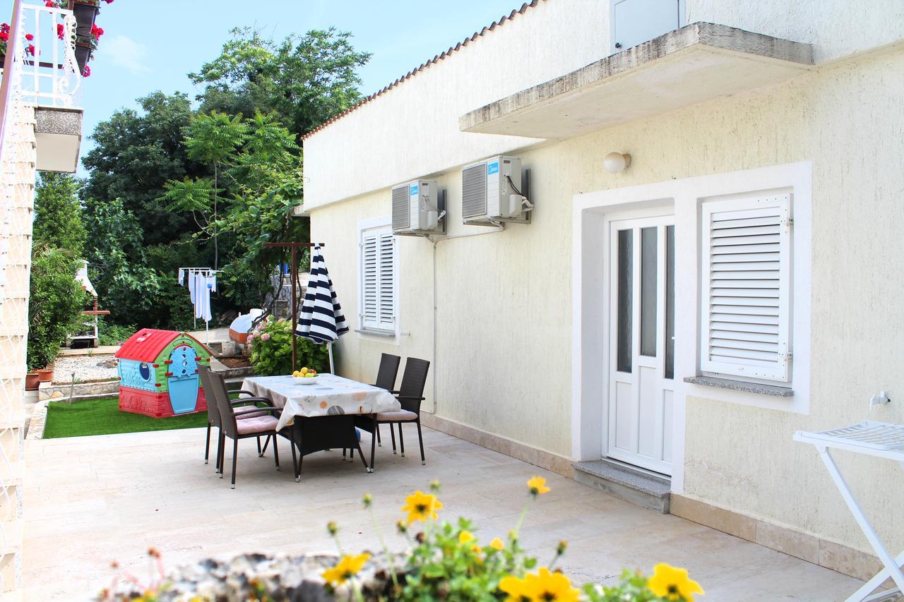 Apartment Maja Veglia Exterior foto